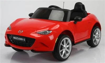 Mazda Sedan에 대한 독점 글로벌 승인